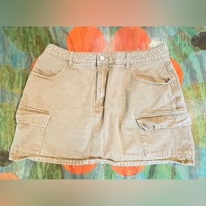 SHEIN Curve Denim Skirt Women’s Size 2XL Tan Beige Front Pockets 36 x 16 Pull